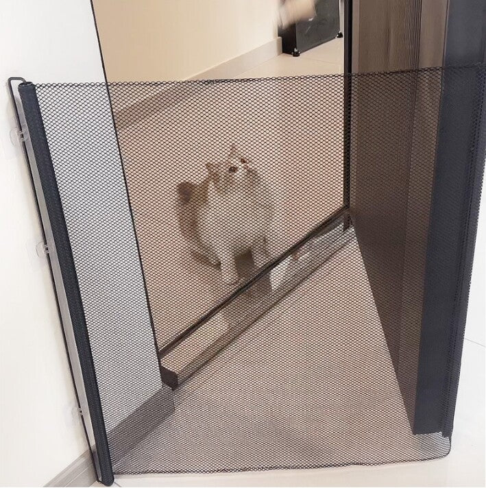 HKM-7942077 Retractable Dog and Baby Safety Gate for Stairs and Doorways, Adjustable 130CM x 78CM, Indoor/Outdoor Use