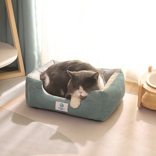 HKM-7950397 Washable Soft Pet Bed for Cats and Dogs - Foldable Winter Sleeping Mat, Multiple Sizes and Colors Available