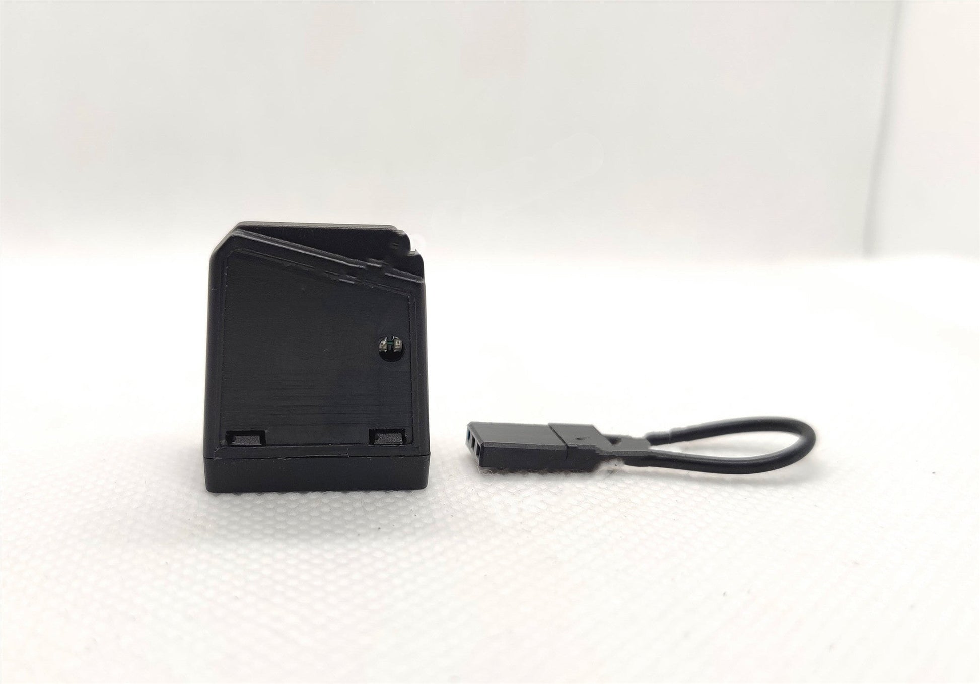 HKM-796115 Sanwa 2.4GHz FH3/FH4 Micro Ground Receiver with High-Performance CPU and Failsafe Function