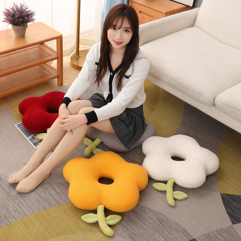 HKM-797907 Flower-Shaped Plush Lumbar Support Cushion in White, Red, Yellow, and Grey