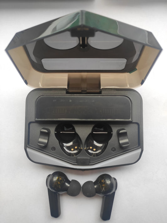 HKM-798739 Wireless Gaming Earbuds with LED Display and Bluetooth 5.1 Technology