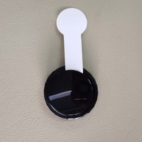 HKM-8023101 Global Locator Mobile Wallet Pet Positioning Alarm Bluetooth Tracker with Laser Engraving Option