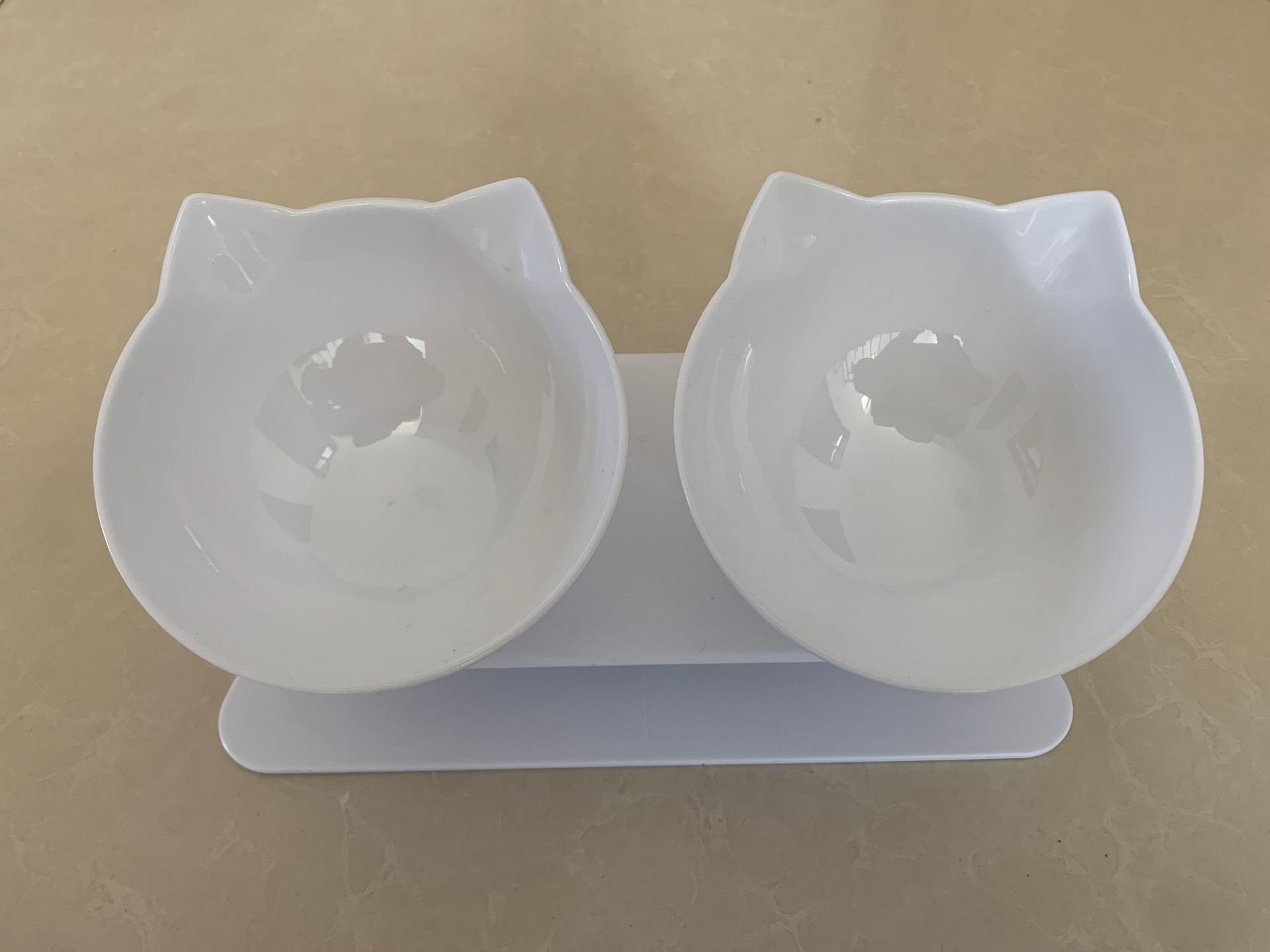 HKM-8044861 15¡ã Adjustable Cat Bowl ¨C Single & Double Options with Durable Plastic Design