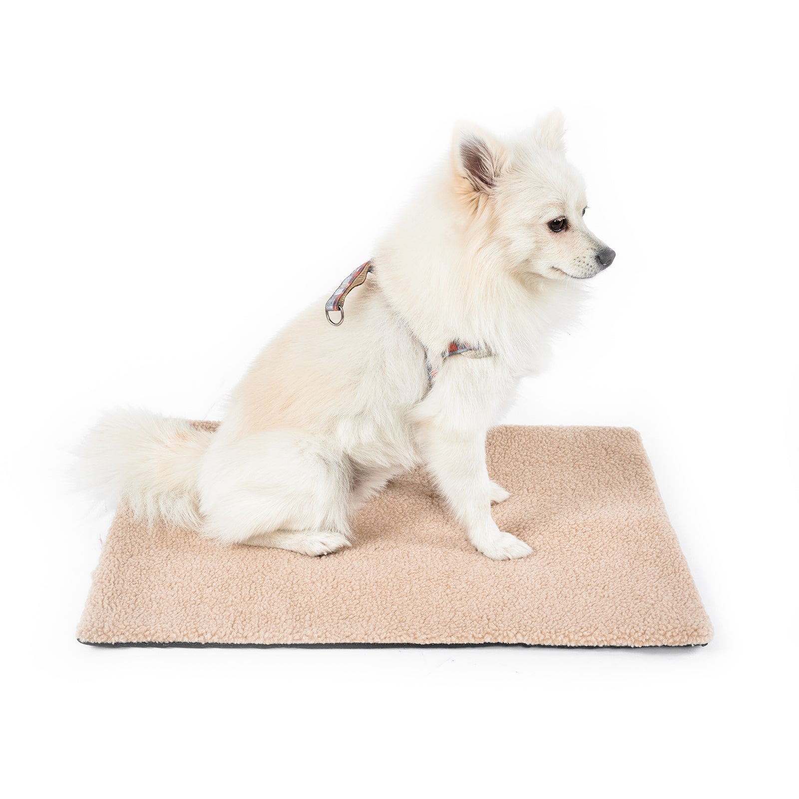 HKM-8046525 Self Heating Plush Pet Blanket for Indoor Cats - Cozy Winter Cushion Mat