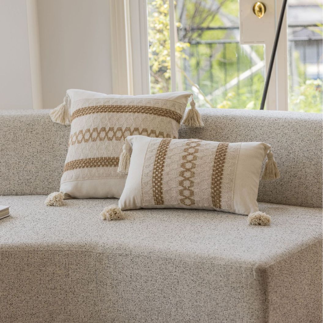 HKM-806867 Jacquard Cushion Cover with Tassels - 45x45cm & 30x50cm Sizes Available
