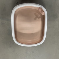 HKM-8100157 Spacious Low-Sided Cat Litter Box for Easy Access and Cleaning