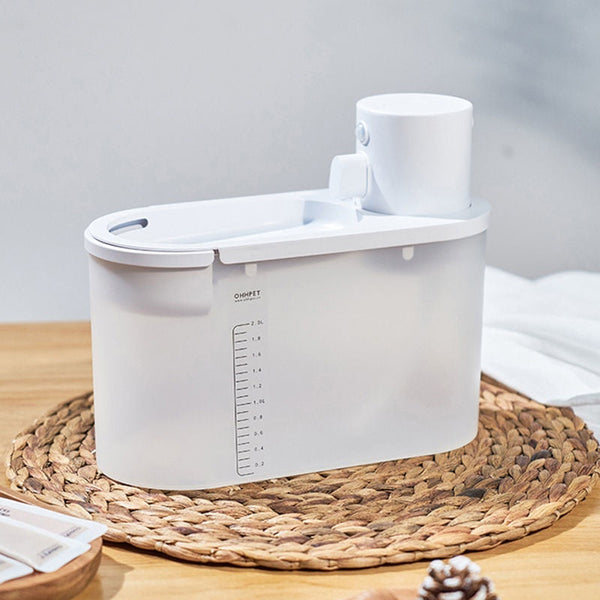 HKM-8100541 Smart Wireless Rechargeable Pet Water Dispenser with 2000ml Capacity and Filters