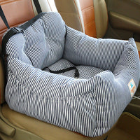 HKM-8106685 Red and Blue Striped Travel Car Seat Cushion for Small Dogs, Suitable for Most Cars and SUVs, 55x50x30cm