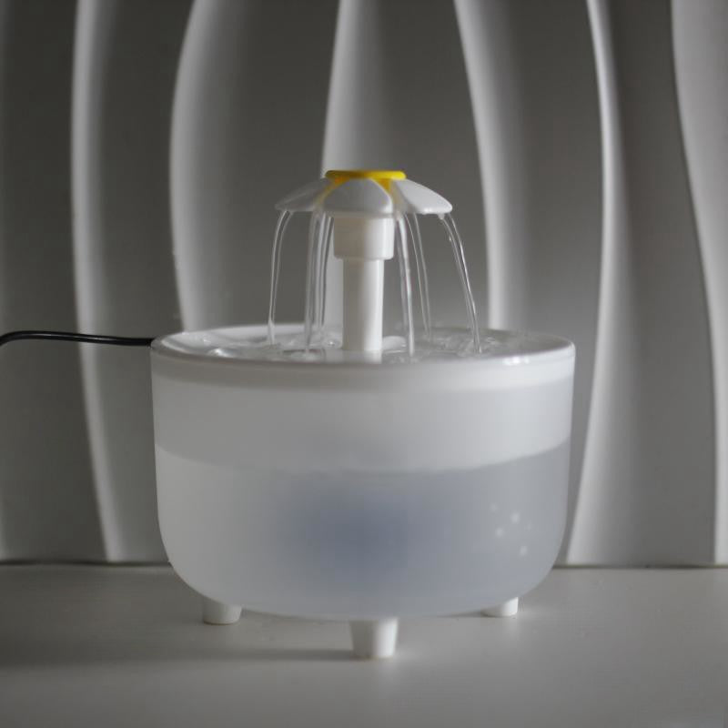 HKM-8139197 Automatic Cat Water Fountain with Constant Temperature and 1000ml Capacity
