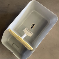 HKM-8165693 Compact Square Cat Litter Box for Convenient and Clean Pet Care