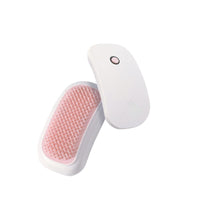 HKM-8179005 Handheld Electric Vibration Massage Brush for Pets - Portable Cat and Dog Comb with Soft TPE Teeth