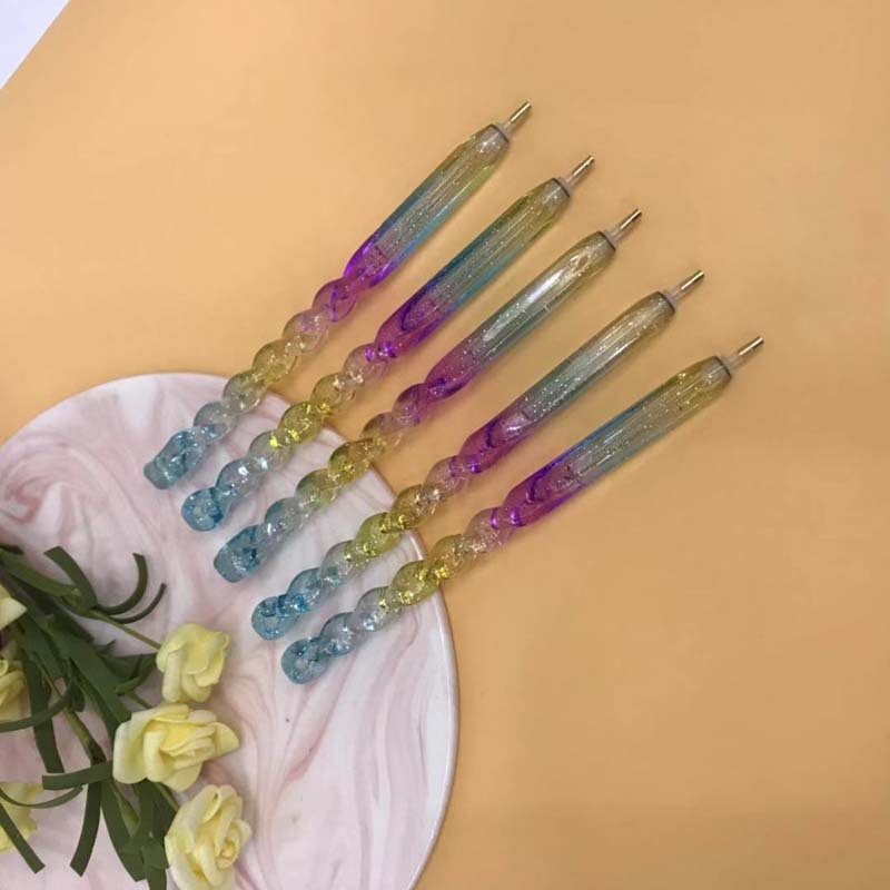 HKM-820051 Plastic Point Drill Pen for Diamond Painting - 16 cm Length