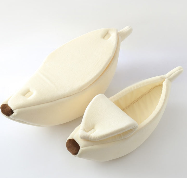 HKM-8208573 Cozy Banana-Shaped Pet Bed with Soft Plush Fabric for Dogs and Cats