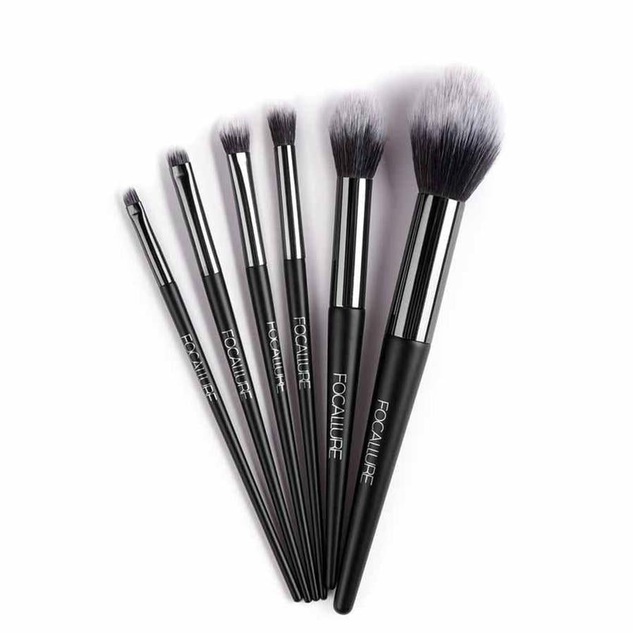 HKM-822675 Set of 6 Quick-Drying Makeup Brushes with Soft Man-Made Fibers and Aluminum Handles