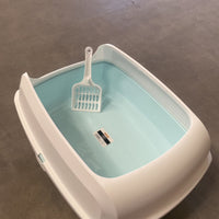 HKM-8231229 Semi-Enclosed Cat Litter Box with Privacy Shield for Easy Cleaning and Odor Control