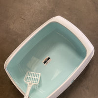 HKM-8231229 Semi-Enclosed Cat Litter Box with Privacy Shield for Easy Cleaning and Odor Control