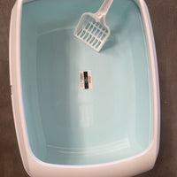 HKM-8231229 Semi-Enclosed Cat Litter Box with Privacy Shield for Easy Cleaning and Odor Control