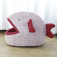 HKM-8241341 Fish Shaped Semi Enclosed Pet Bed for Cats and Small Dogs - South Korean Velvet, Gray and Red Options, Size S and L
