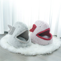 HKM-8241341 Fish Shaped Semi Enclosed Pet Bed for Cats and Small Dogs - South Korean Velvet, Gray and Red Options, Size S and L