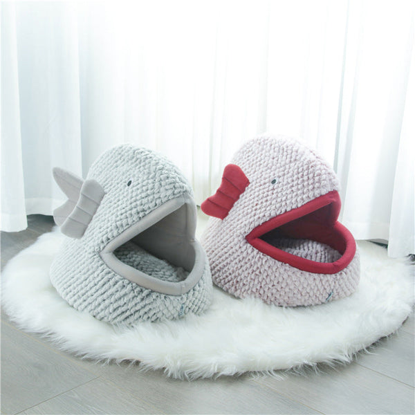 HKM-8241341 Fish Shaped Semi Enclosed Pet Bed for Cats and Small Dogs - South Korean Velvet, Gray and Red Options, Size S and L