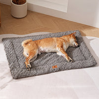 HKM-8254653 Cozy Wool Dog Cushion with Fish Scale Pattern, Warm Sleeping Pad for Autumn and Winter