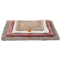 HKM-8254653 Cozy Wool Dog Cushion with Fish Scale Pattern, Warm Sleeping Pad for Autumn and Winter