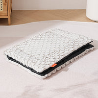 HKM-8254653 Cozy Wool Dog Cushion with Fish Scale Pattern, Warm Sleeping Pad for Autumn and Winter