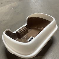 HKM-8263997 Semi-Enclosed Cat Litter Box for Enhanced Privacy and Reduced Odor Control