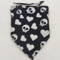 HKM-8271677 Pet Triangle Scarf Towel for Drool Cleanup - Soft Polyester Tie-Dye Design