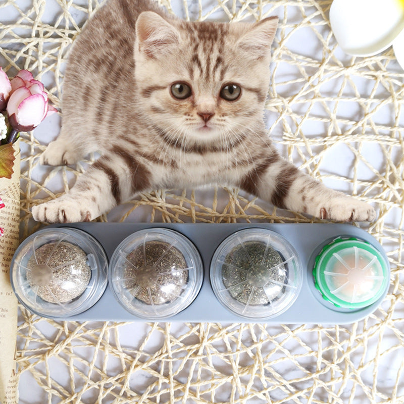 HKM-827667 Licking Le Spinning Catnip Ball