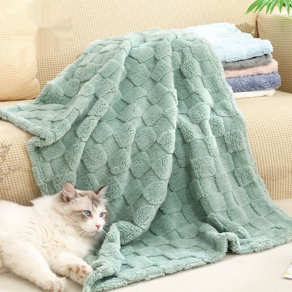 HKM-8292157 Cozy Coral Fleece Pet Blanket for Dogs - Random Color Pattern