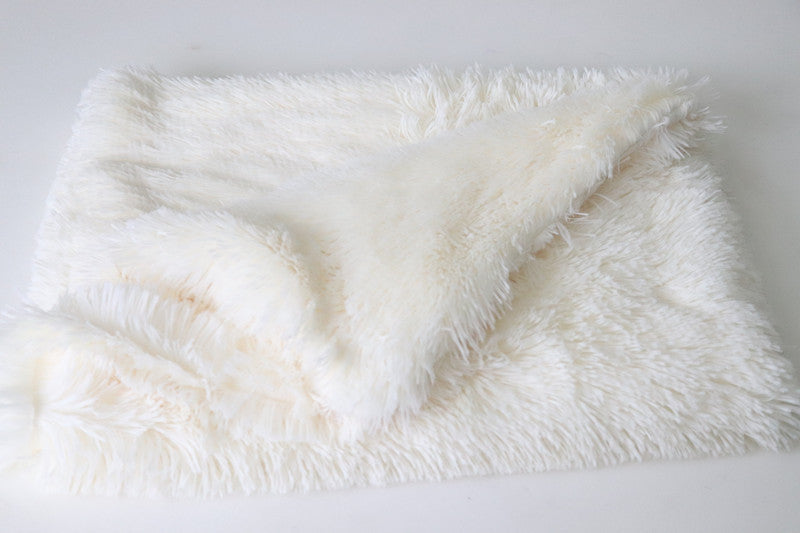 HKM-8374205 Cozy Double-Sided Plush Pet Blanket - Sizes S, M, L Available