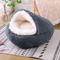 HKM-8376381 Waterproof Semi-Enclosed Dog Kennel with Plush Interior and Multiple Color Options