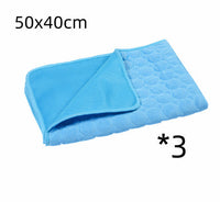 HKM-8379965 Cooling Pet Sleeping Mat Made of Ice Silk and Mesh for Hot Weather