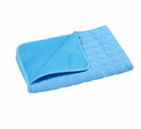 HKM-8379965 Cooling Pet Sleeping Mat Made of Ice Silk and Mesh for Hot Weather