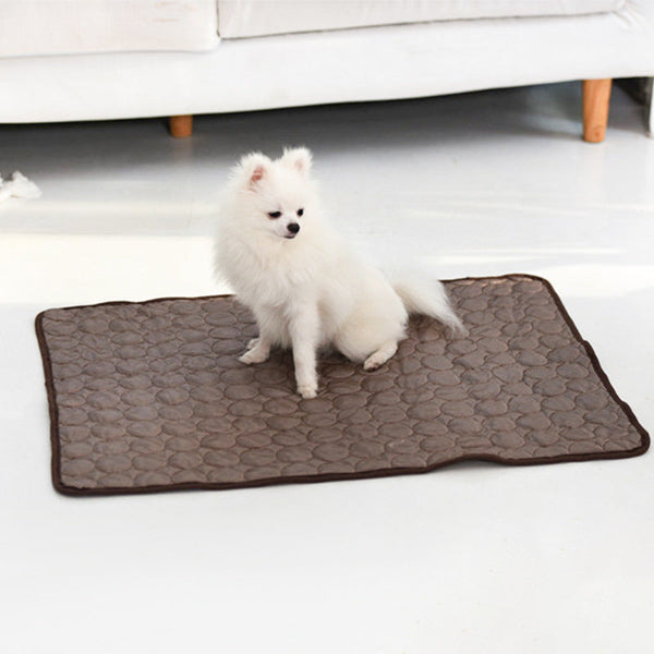 HKM-8379965 Cooling Pet Sleeping Mat Made of Ice Silk and Mesh for Hot Weather