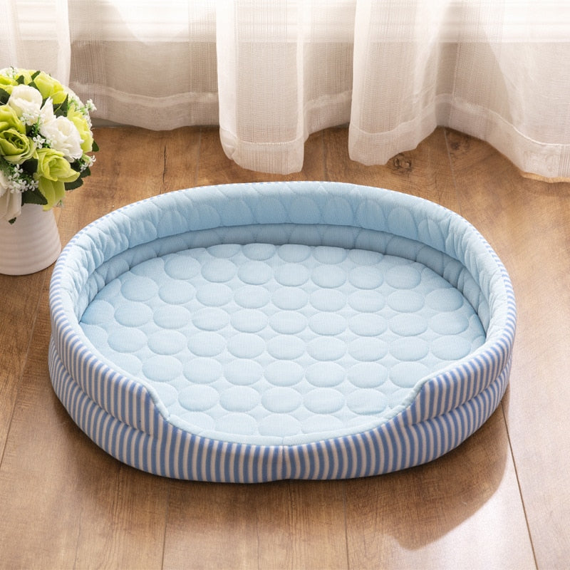 HKM-8405181 Cooling Ice Silk Dog Mat for Comfortable Pet Resting