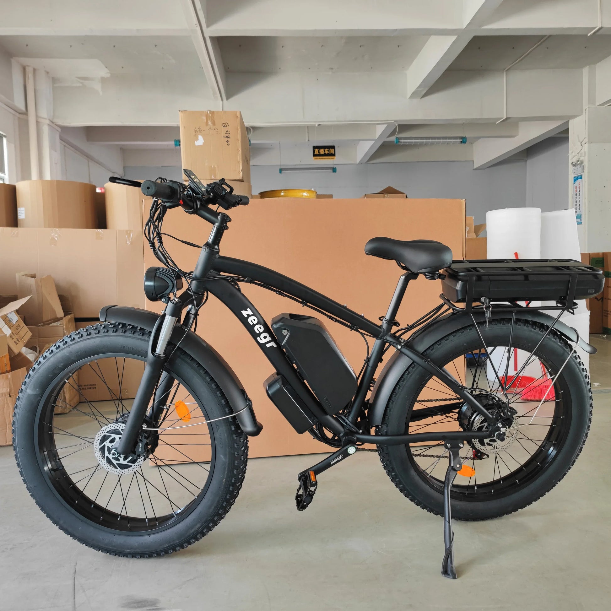 HKM-843411 26 Inch 48V 2000W Dual Motor Fat Tire Electric Mountain Bike with Dual Battery 7-Speed Gear System