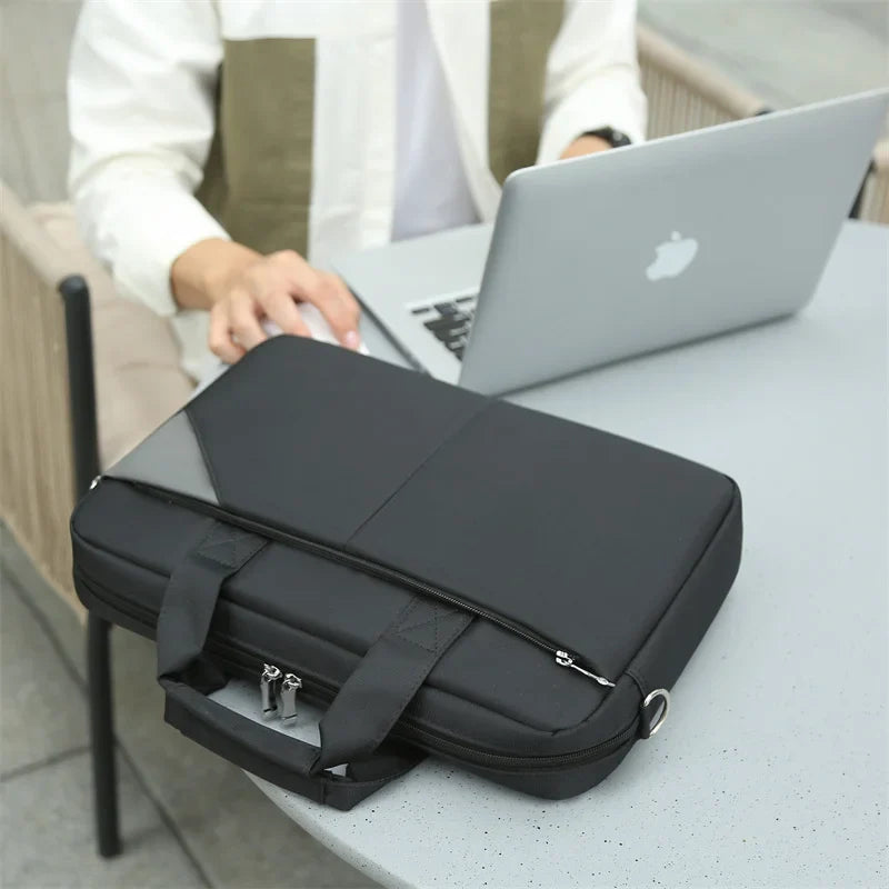 HKM-844563 Large Capacity Portable Laptop Tote Bag for 15.6-Inch and 14-Inch Computers - Sleek Black Briefcase Design