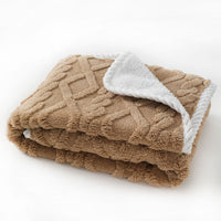 HKM-8521533 Thick Warm Waterproof Plush Blanket for Dogs and Cats - Soft Cozy Winter Throw, Machine Washable, Multiple Sizes Available