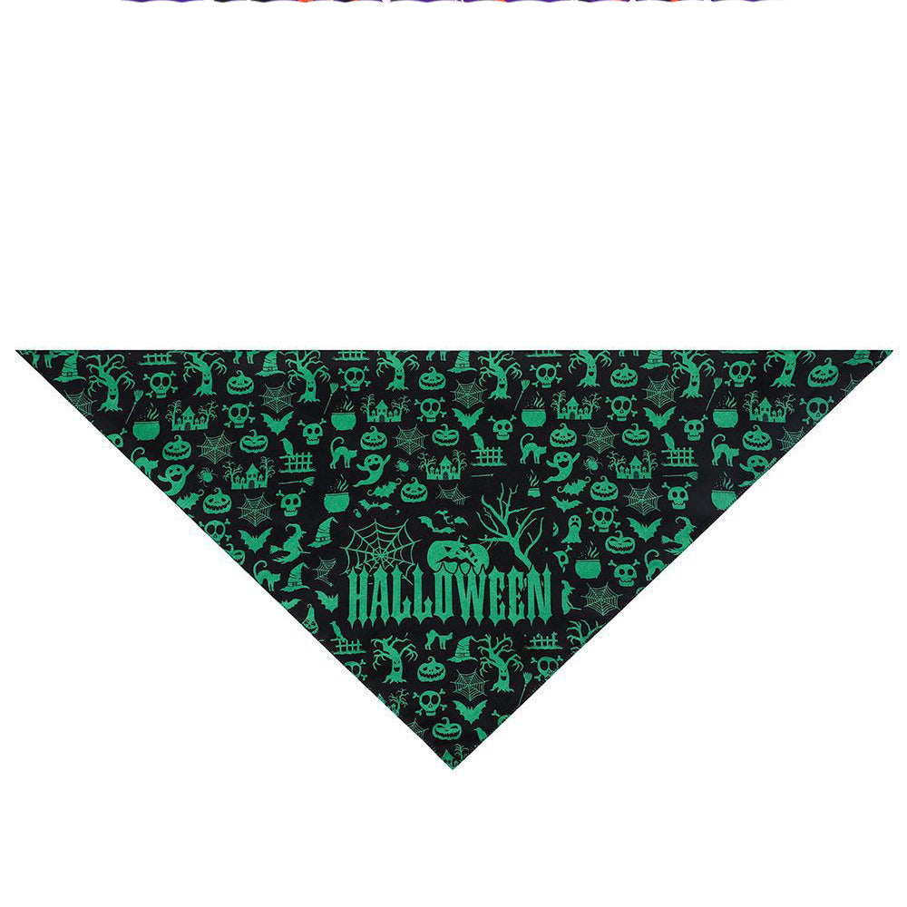 HKM-8560829 Halloween Pet Triangle Scarf - Polyester Saliva Towel, 70x48x48cm, Various Styles