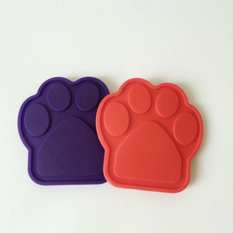 HKM-858707 Silicone Pet Bath Artifact Pad for Gentle Cleaning - 13x13 in Red or Violet