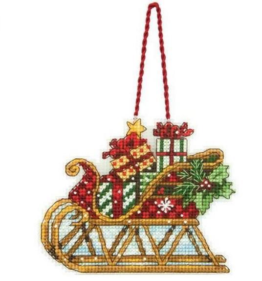 HKM-860499 Christmas Sleigh Cross Stitch Ornament Kit - 14ct, 48x60 Grid, Complete with Color Printing Design