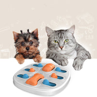HKM-8662333 Slow Feed Licking Plate for Pets - Durable Plastic Busy Disk, 34.5x34.5x5.5 cm