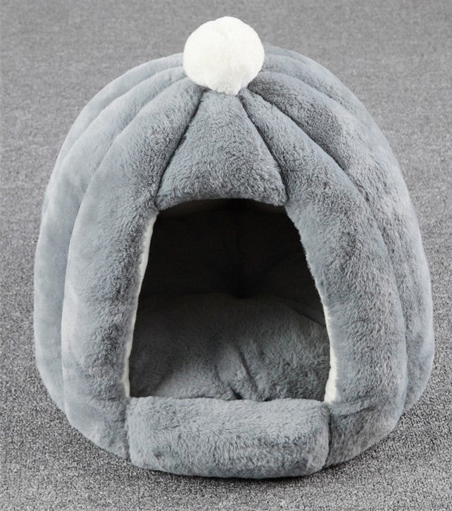 HKM-8667325 Cozy Warm Seal Petal Doghouse in Lotus Root Pink, Sea Blue, and Brown - 45x45cm