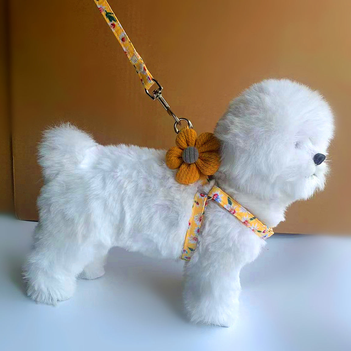 HKM-8672317 Adjustable Pet Chest Strap with Traction Rope in Rhinestone Colors