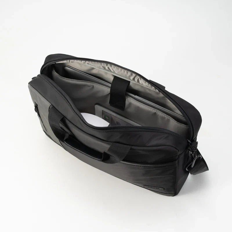 HKM-870419 Shockproof Waterproof Laptop Messenger Bag - Durable Business Shoulder Bag for Men