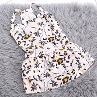 HKM-8718909 Breathable Polyester Skirt for Small Dogs and Cats - Floral and Heart Prints Available