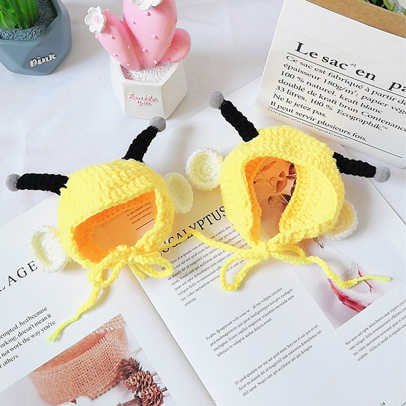 HKM-8749117 Bee-Themed Knitted Hat for Pets - Adjustable Cotton Headgear for Dogs and Cats