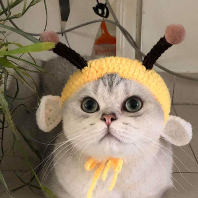 HKM-8749117 Bee-Themed Knitted Hat for Pets - Adjustable Cotton Headgear for Dogs and Cats